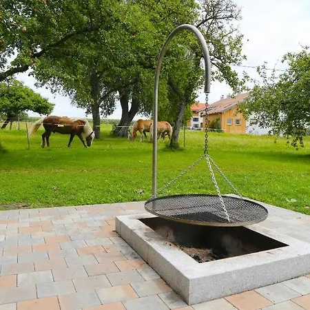 Κατάλυμα σε φάρμα Keilhof Seeon-Seebruck